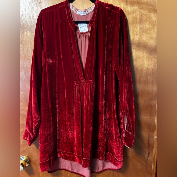 Free People Crushed Velvet Tunic - Picture 1 of 5